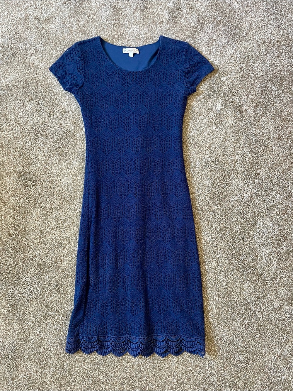 Knee-length Lace Dress